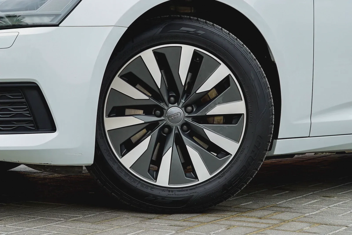 Audi A6 2020-9-9