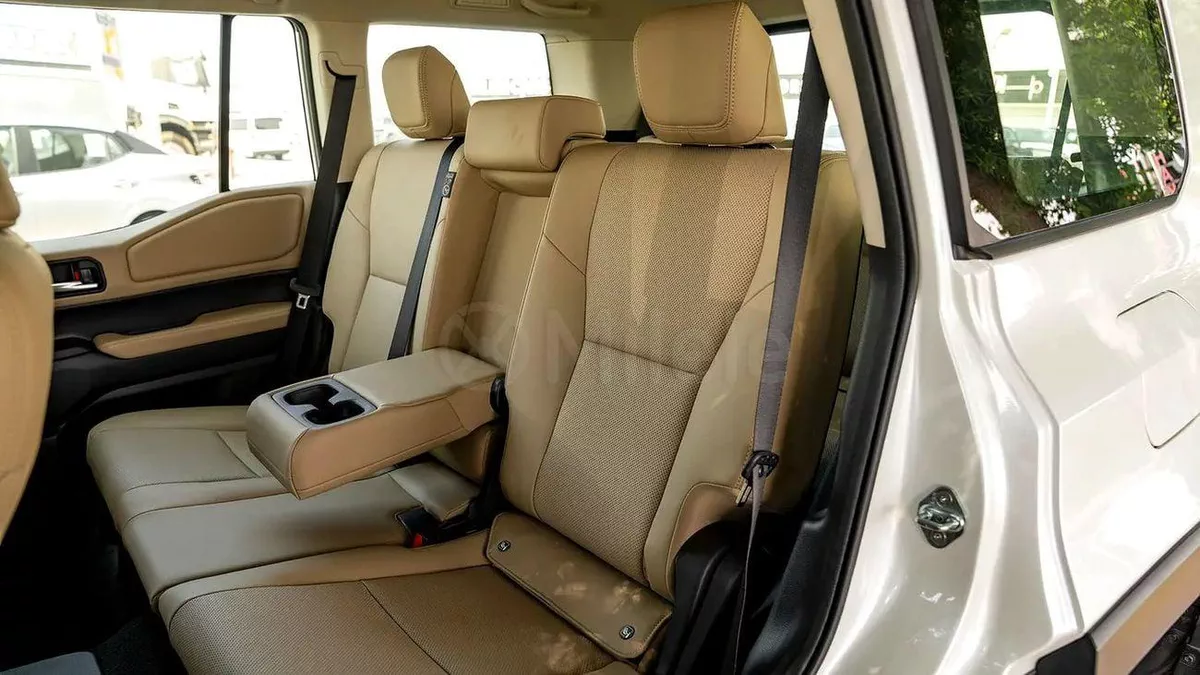 Toyota Prado 250 WX ALL ROUNDER-G | IN-HOUSE FINANCING AVAILABLE | 0% DOWNPAYMENT (BANK)-15-0