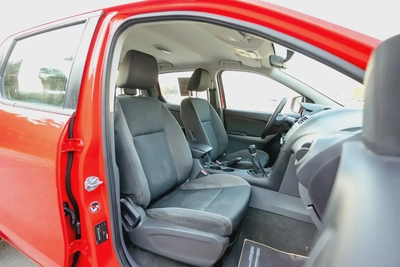 Mazda BT-50 | Double Cabin 4X2 | Manual | GCC Specs | Ref#M99655-10