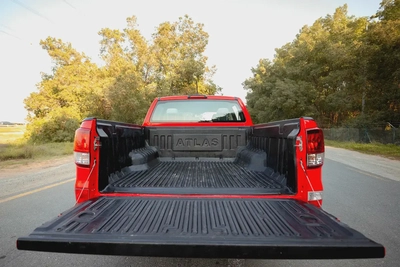 Mazda BT-50 | Double Cabin 4X2 | Manual | GCC Specs | Ref#M99655-6