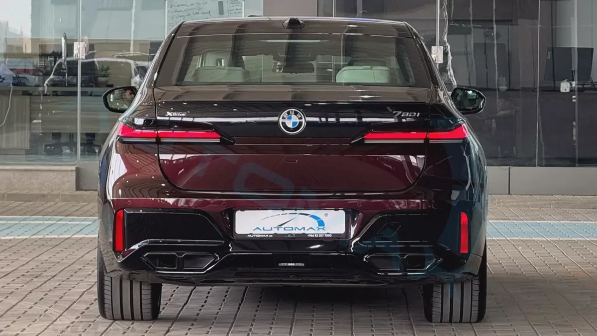 ( For Export ) 2026 BMW 7-Series 760i xDrive M 4.4TT V8 AWD GCC BRAND NEW-5-5