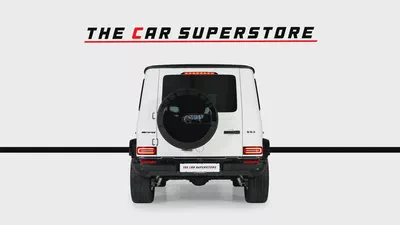 Mercedes Benz G63 AMG-2025 Facelift-Dual Tone Color-Blue Interior Leather Upgrade- Carbon Fiber-6