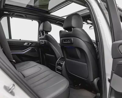 BMW X5 xDrive40i M Sport - 2023 - GCC - AGMC WARRANTY AND SERVICE CONTRACT - 45,000 km-17