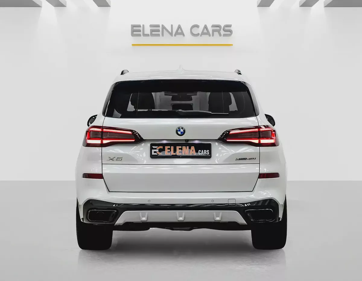 BMW X5 xDrive40i M Sport - 2023 - GCC - AGMC WARRANTY AND SERVICE CONTRACT - 45,000 km-2-2