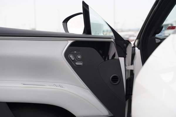 2025 AVATR 11 ULTRA LONG RANG 1-Motor SUV 0km