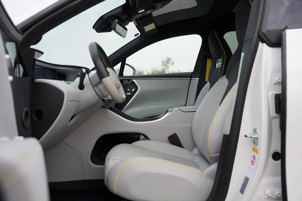 2025 AVATR 11 ULTRA LONG RANG 1-Motor SUV 0km
