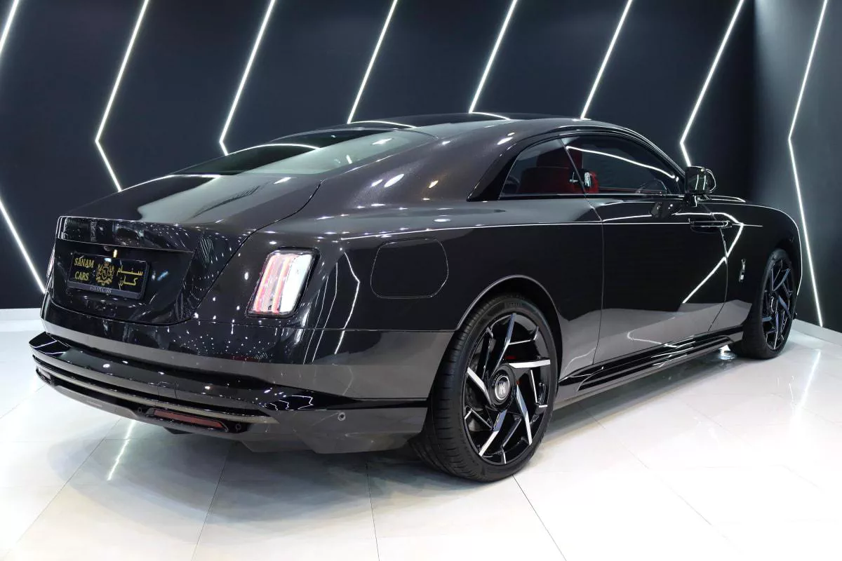 Rolls-Royce Spectre Black Badge-1-1