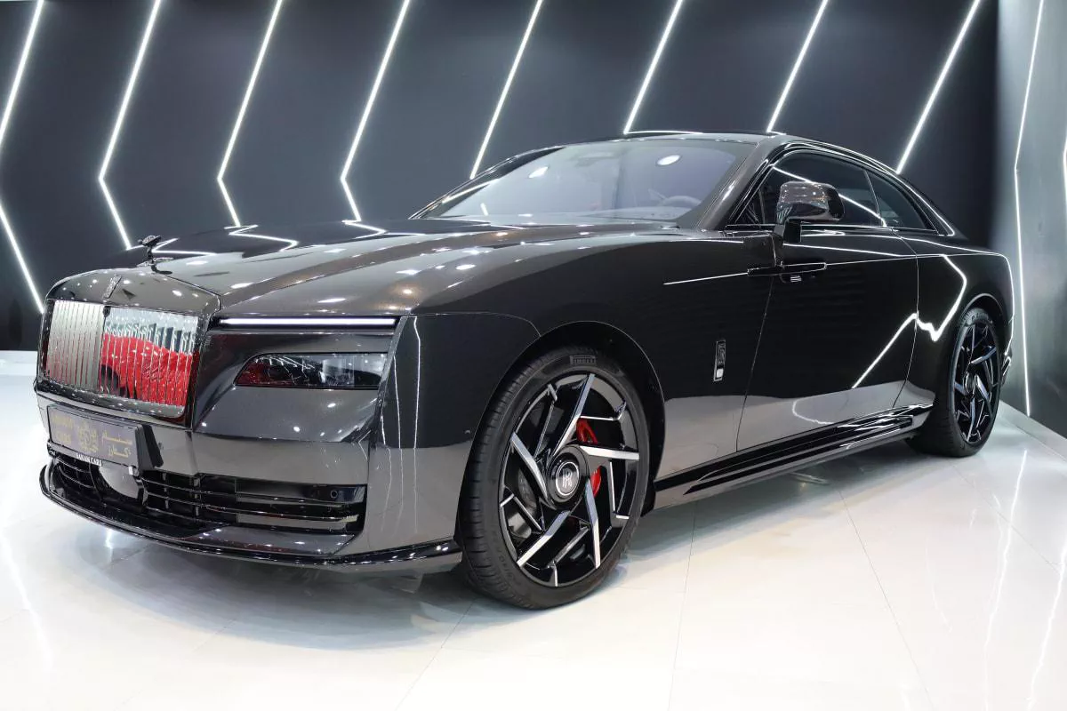 Rolls-Royce Spectre Black Badge