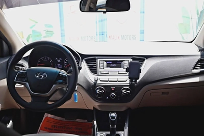 Hyundai Accent 2022 model available @ 850 monthly emi bank finance with 0 downpayment-8