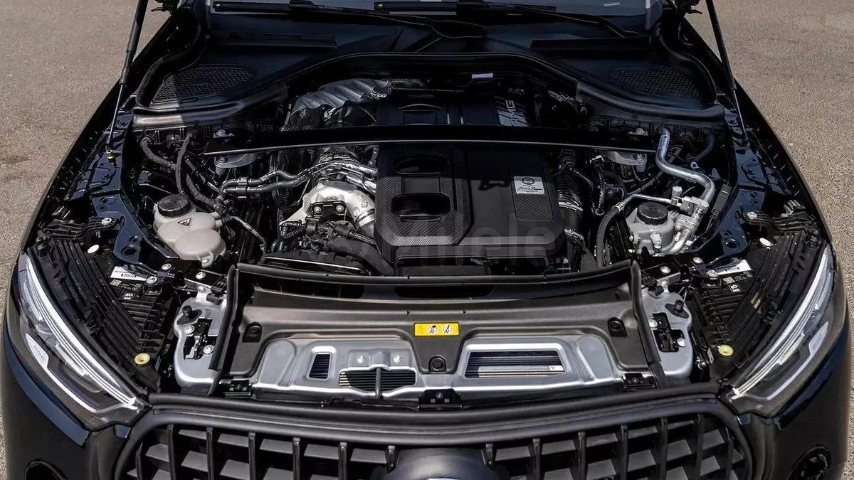 Mercedes Benz GLC 43 AMG 4MATIC 2-YEAR WARRANTY + SERVICE AVAILABLE  | 0% DOWNPAYMENT (BANK)-9-9