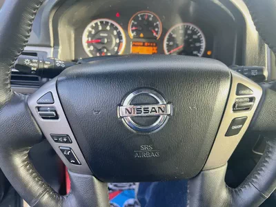 2015 Nissan Armada SE | V8 5.6L | Clean Interior | Family SUV-17
