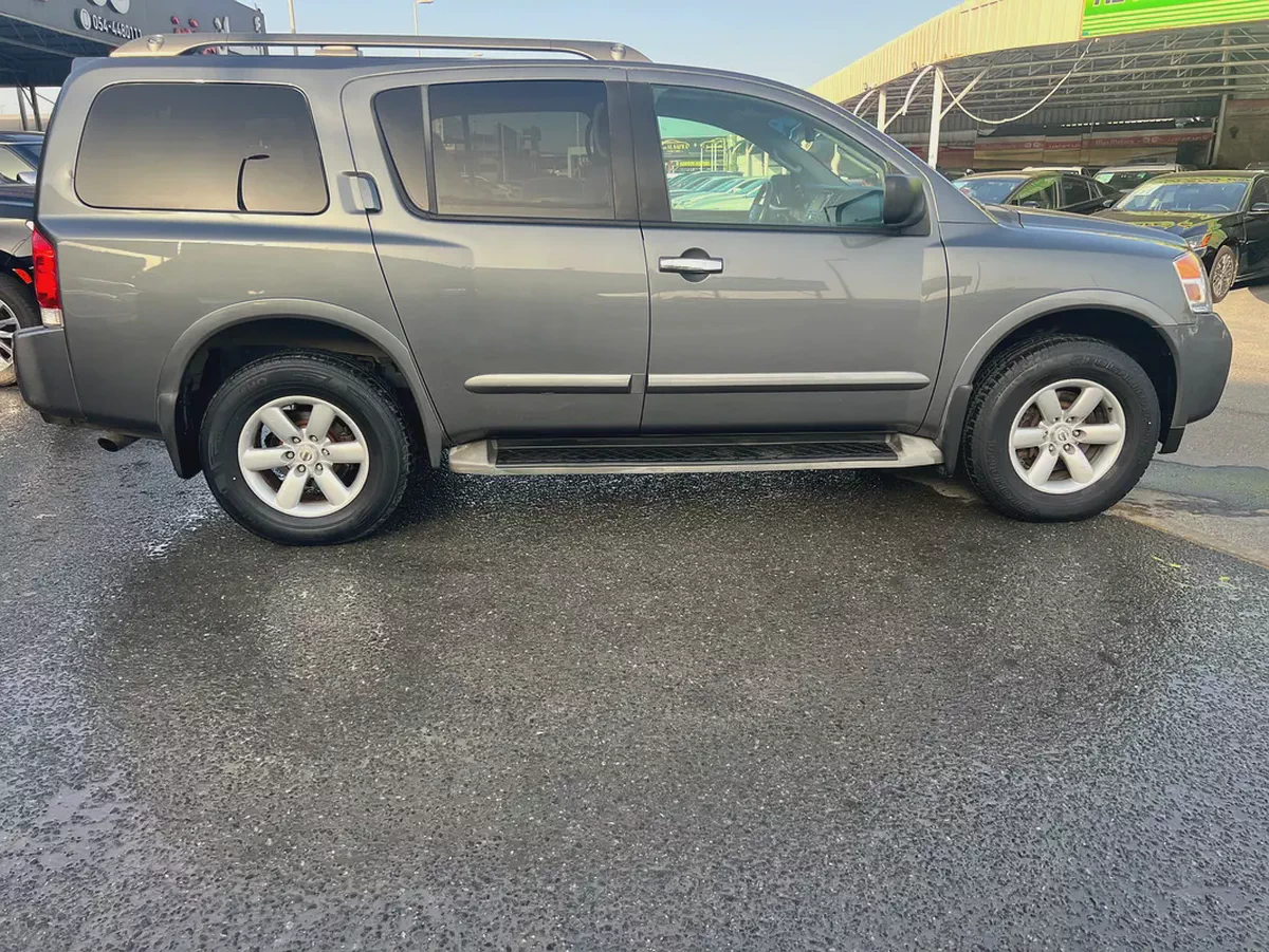 2015 Nissan Armada SE | V8 5.6L | Clean Interior | Family SUV-3-3