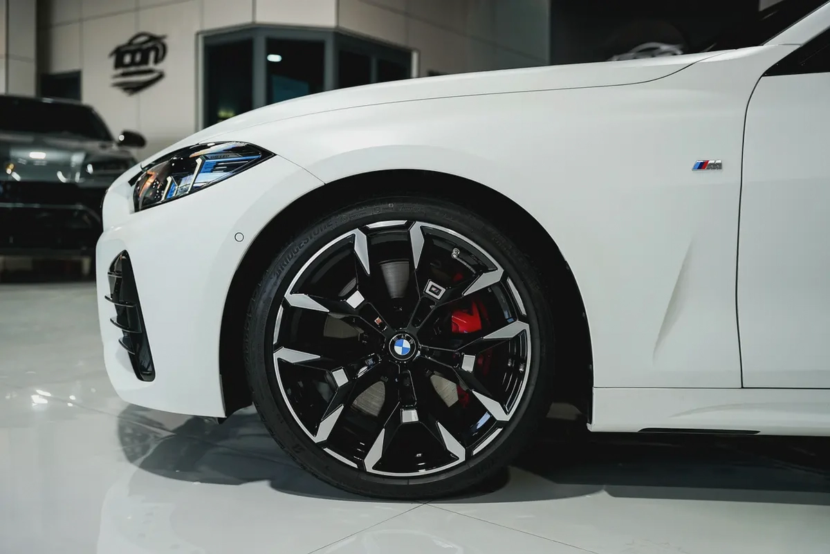 BMW 4-Series 430i M Sport 2025 GCC Specs - Like New!-5-5