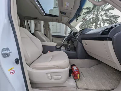 Toyota Prado VXR 2018 Full Option-V6 4.0L-GCC specs-Well Maintained-9