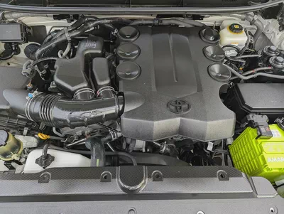 Toyota Prado VXR 2018 Full Option-V6 4.0L-GCC specs-Well Maintained-18