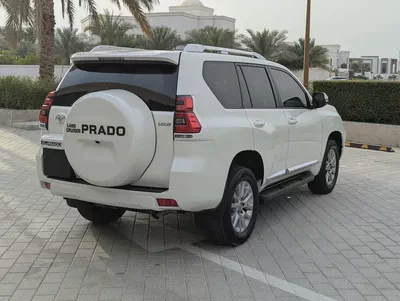 Toyota Prado VXR 2018 Full Option-V6 4.0L-GCC specs-Well Maintained-4