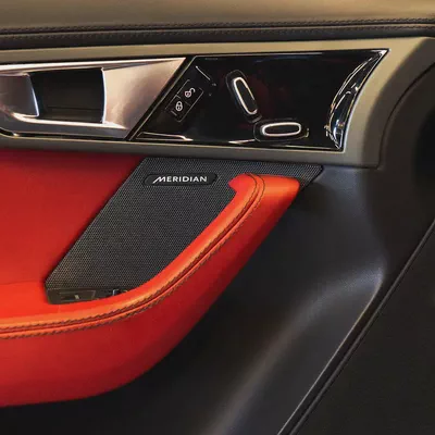 AED 99,950 CASH • 0% Downpayment • Jaguar F-Type V8 S Convertible • 1 Year Warranty-15
