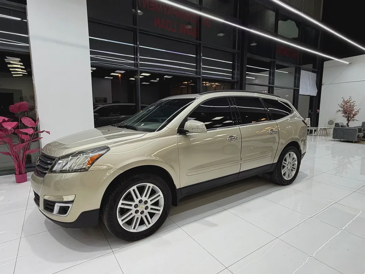 2014 Chevrolet Traverse LTZ - GCC Specs - Well Maintained-1-1