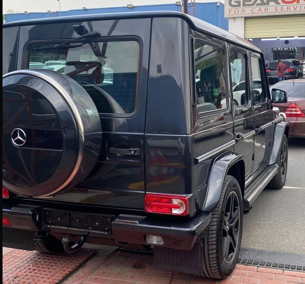 Mercedes Benz G63 AMG STANDARD-8-0