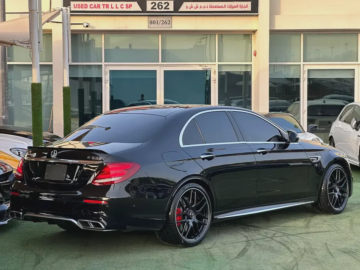 MERCEDES BENZ AMG E63s 2019
Japan Import ( Clean Title )
Original Paint Zero Accidents 
Two Keys 
5-4-4