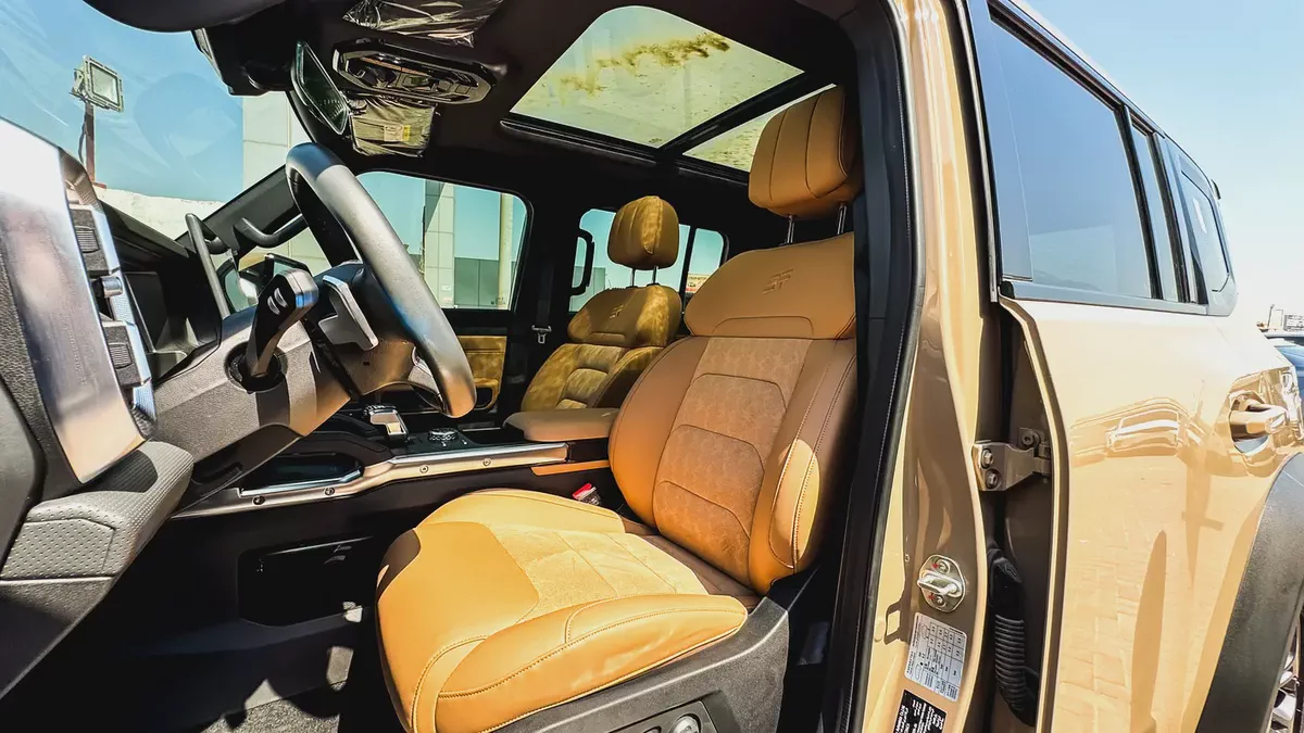Jetour T2 Luxury 2025 GCC Low Mileage 2.0L Turbo 4 Cylinders-12-12