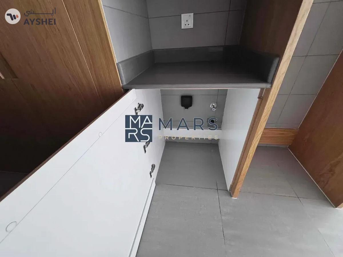 Luxurious brand new studio with balcony and all facilities in modern community-6-6
