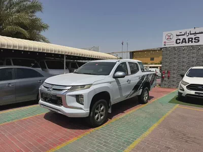 Mitsubishi L200 2019 GCC Specs 4X4 Double Cab-1