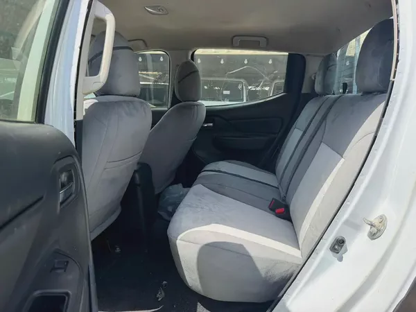 Mitsubishi L200 2019 GCC Specs 4X4 Double Cab
