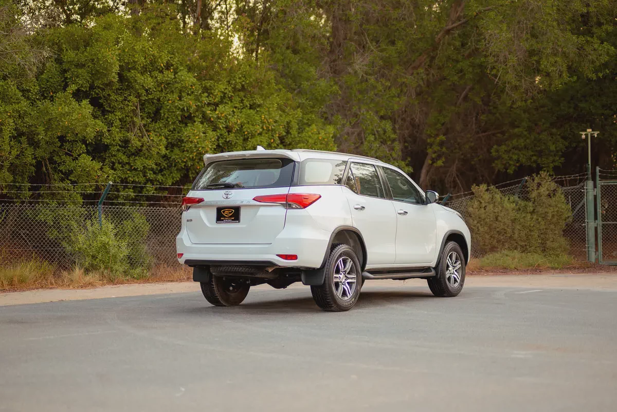 AED 1,784/month | Fortuner EXR | GCC Specs | REF#T42049-3-3