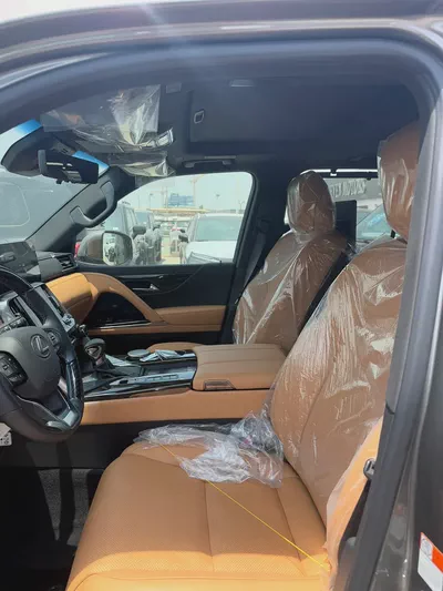 Lexus LX 600 Signature 2026 | GCC Specs | Brand New-11