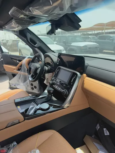 Lexus LX 600 Signature 2026 | GCC Specs | Brand New-13