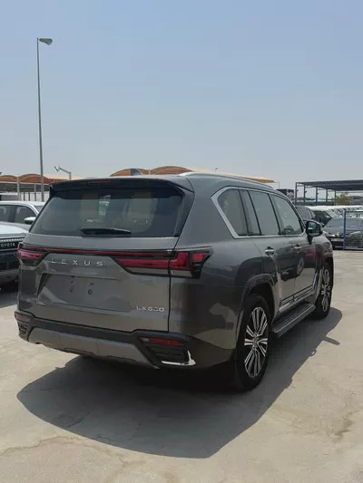 Lexus LX 600 Signature 2026 | GCC Specs | Brand New-5