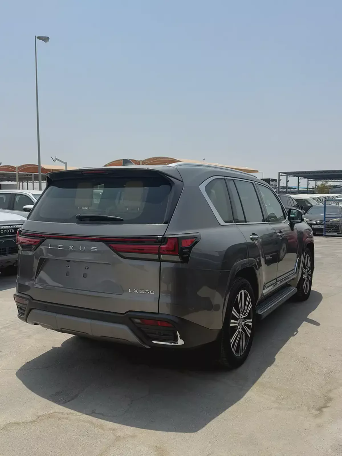 Lexus LX 600 Signature 2026 | GCC Specs | Brand New-5-5