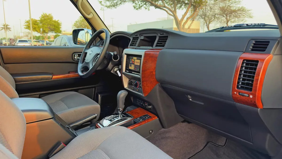 2024 Nissan Patrol Safari Al Ostaura, Dealer Warranty, GCC Specifications-9-9