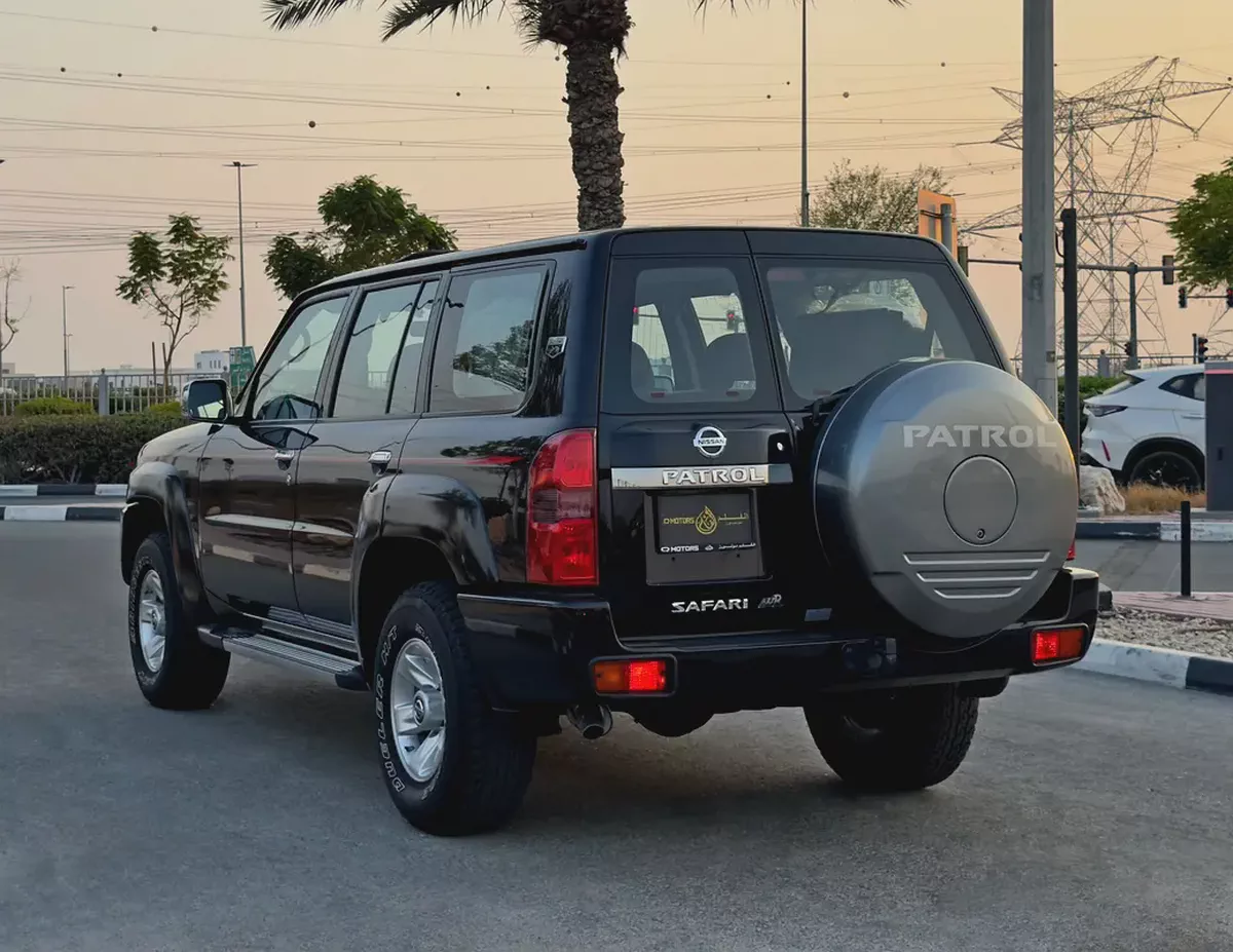 2024 Nissan Patrol Safari Al Ostaura, Dealer Warranty, GCC Specifications-4-4