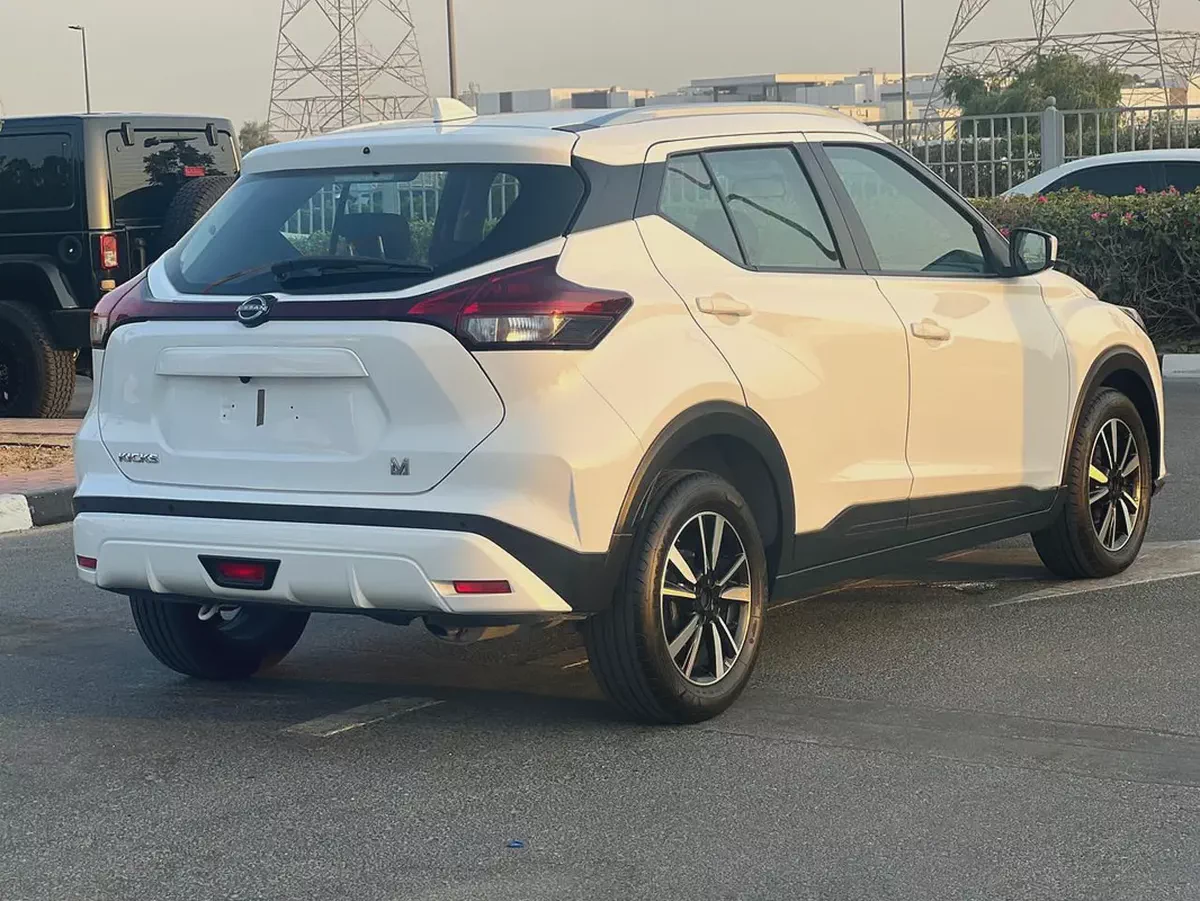 Nissan Kicks SV 2024 GCC Specs - Excellent Condition-13-13