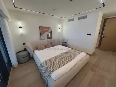 Cozy Loft Apartment| Spacious|Beach View-2
