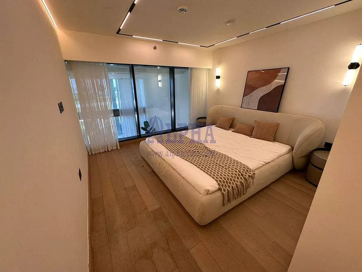 Cozy Loft Apartment| Spacious|Beach View-4-4