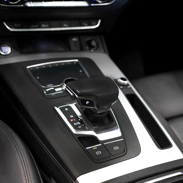 AED 1,915 pm • 0% Downpayment • Audi Q5 45TFSI S-Line • 1 Year Warranty
