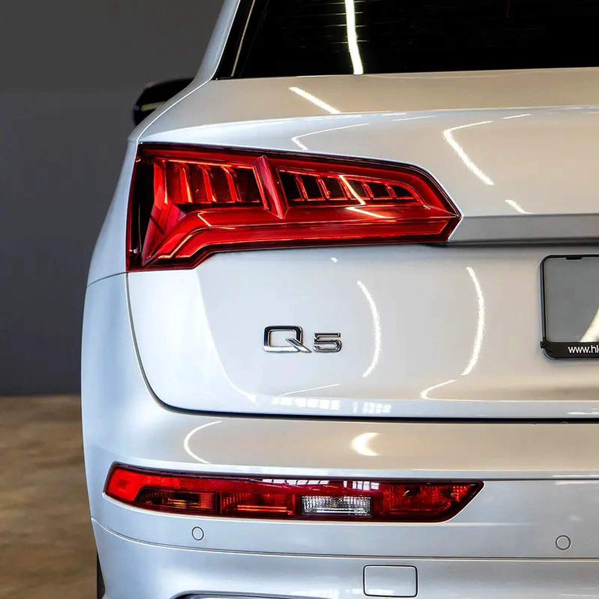 AED 1,915 pm • 0% Downpayment • Audi Q5 45TFSI S-Line • 1 Year Warranty-9-9