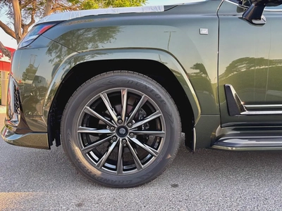 2025 Lexus LX 700h F-Sport - GCC Specs - Brand New-5
