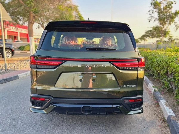 2025 Lexus LX 700h F-Sport - GCC Specs - Brand New