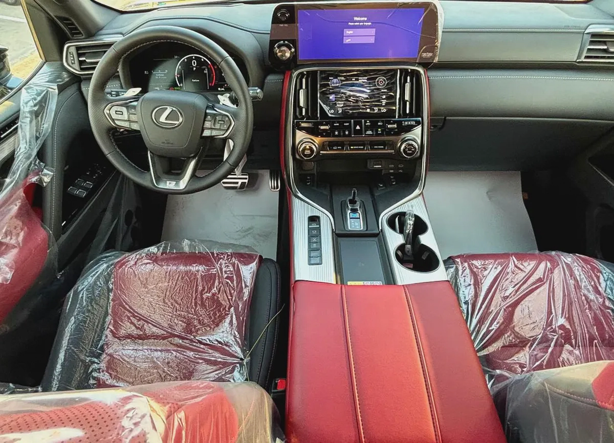 2025 Lexus LX 700h F-Sport - GCC Specs - Brand New-7-7