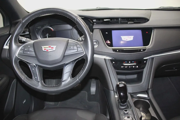 Pristine 2023 Cadillac XT5 Luxury AWD | GCC Specs | Low Mileage