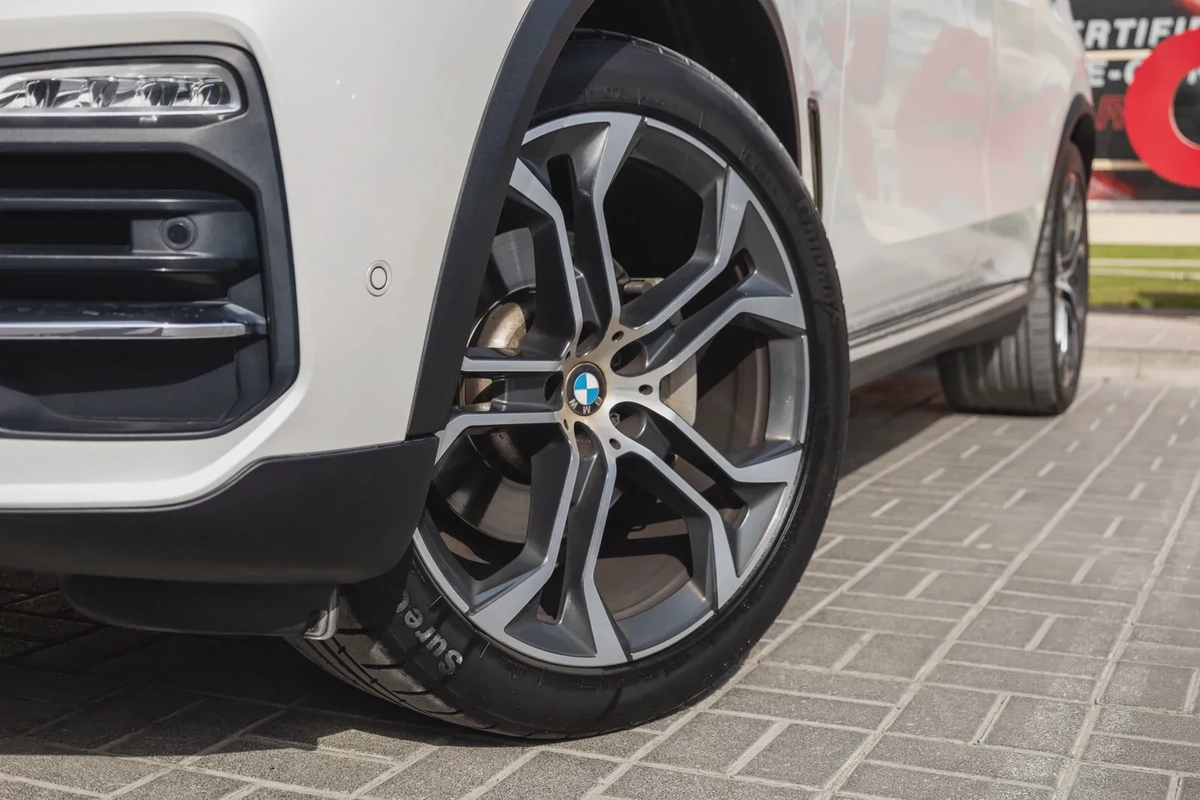 BMW X5 40-23-23