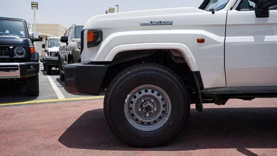Toyota Land Cruiser 70 LC 78 HARDTOP 4.0L MT LC78 4.0L AT 26 YM-13