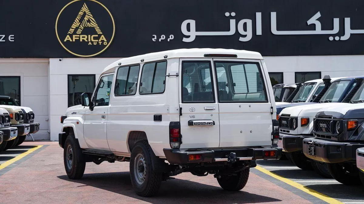 Toyota Land Cruiser 70 LC 78 HARDTOP 4.0L MT LC78 4.0L AT 26 YM-12-0