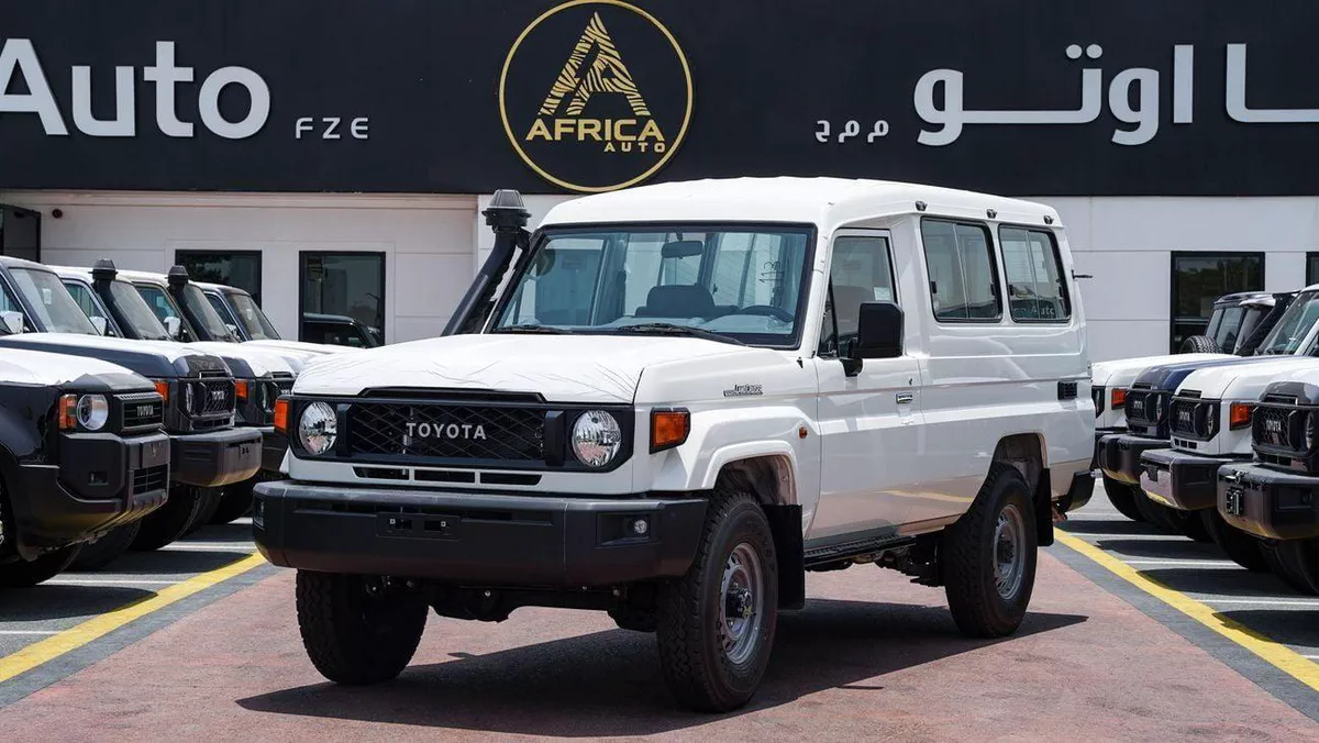 Toyota Land Cruiser 70 LC 78 HARDTOP 4.0L MT LC78 4.0L AT 26 YM-2-0