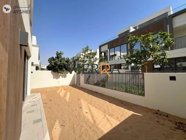 Brand New l Modern Layout l Ready To Move In