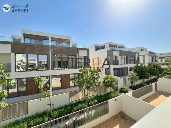 Brand New l Modern Layout l Ready To Move In